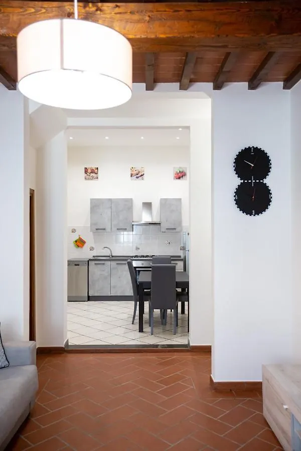 Your Apartment In פירנצה